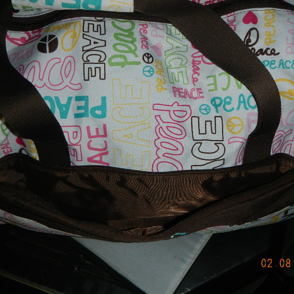 PB TEEN Pottery Barn "PEACE Duffel Bag - Picture 3 of 8